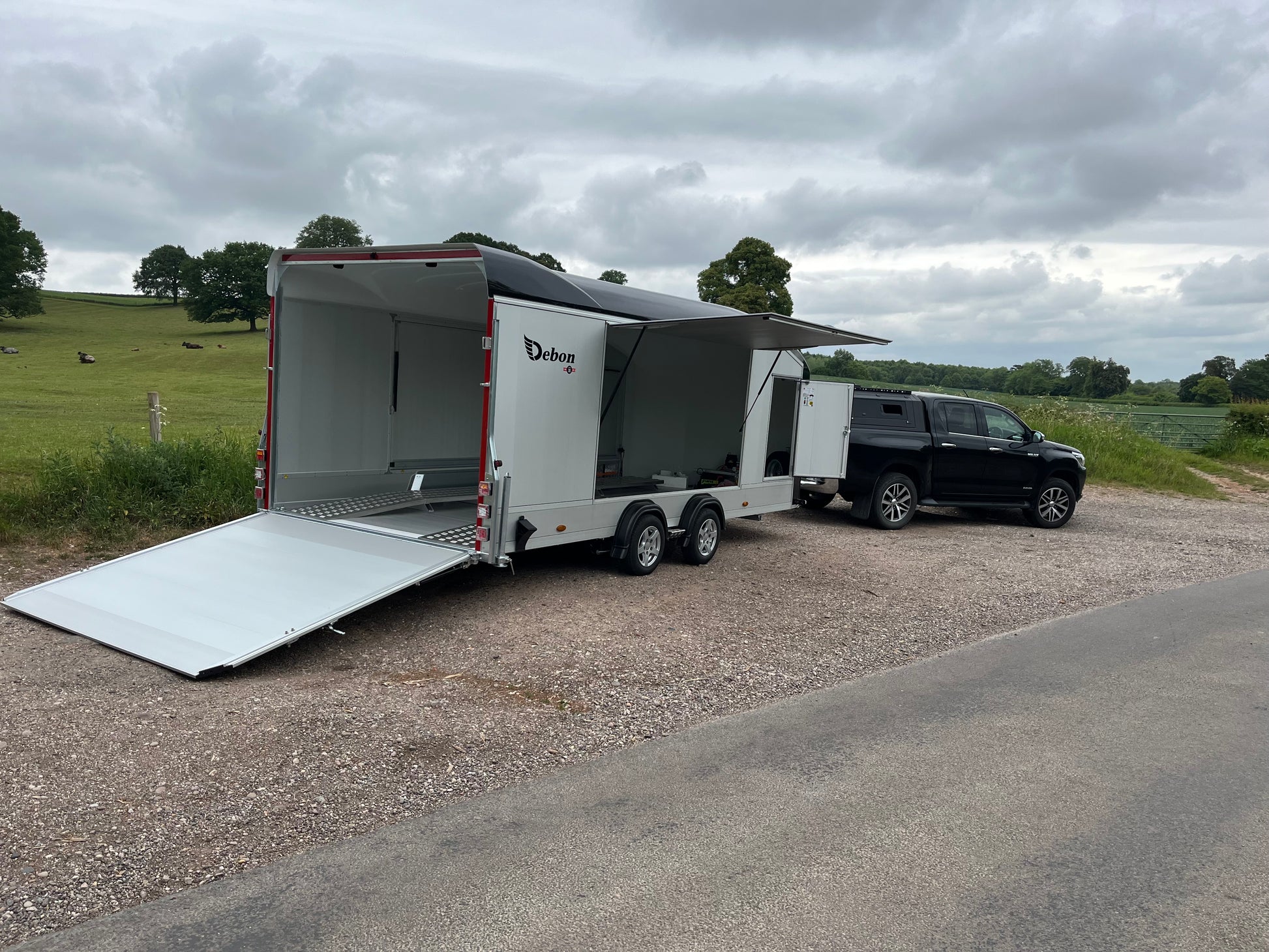 enclosed transporter