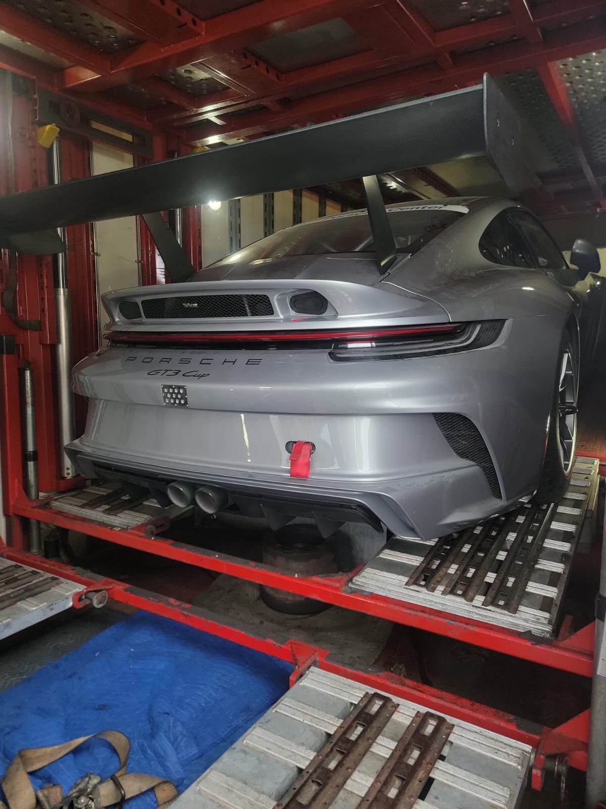 shipping car from uk to usa price