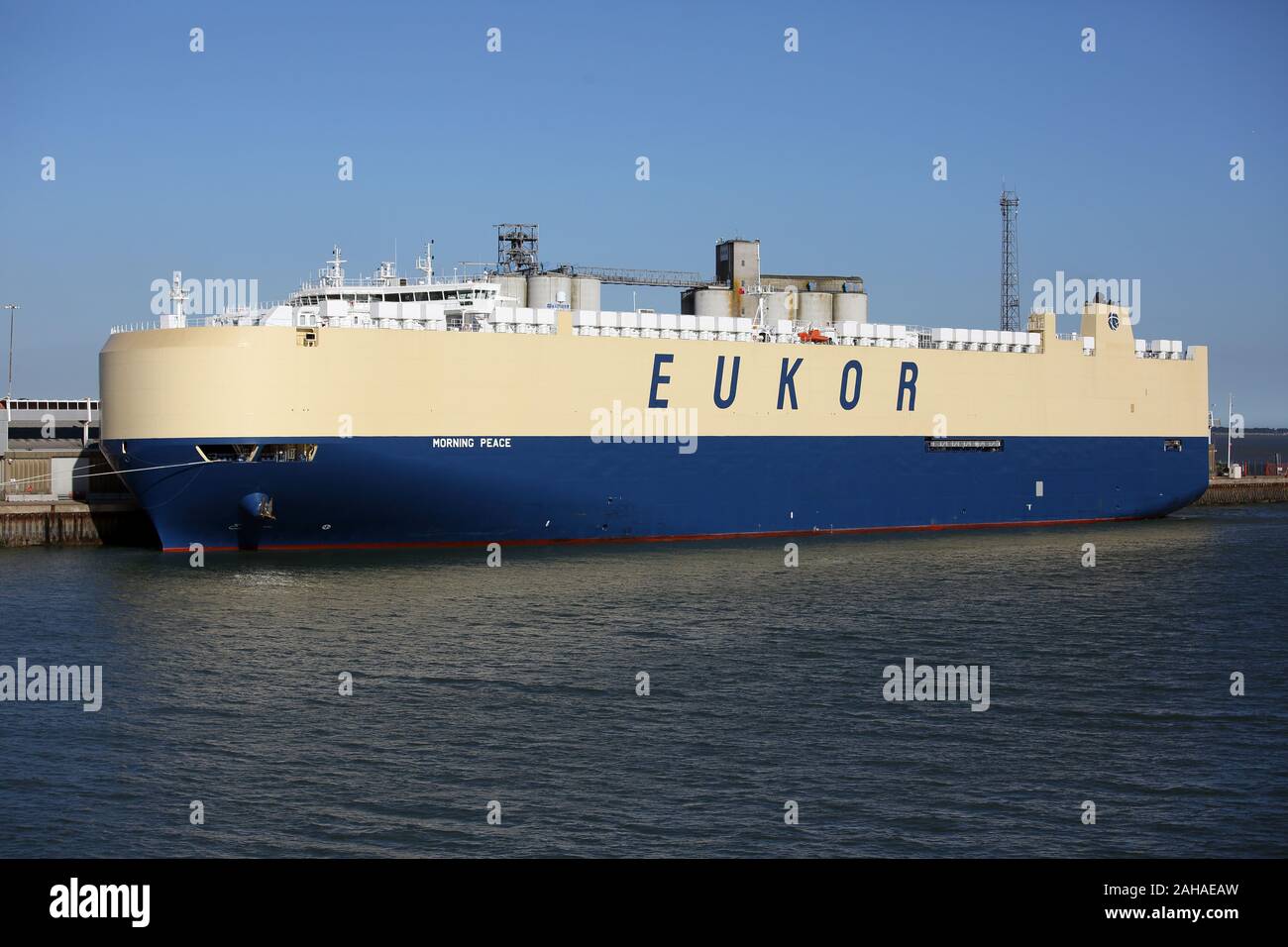 car carrier shipping companies