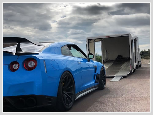 covered single car transporter