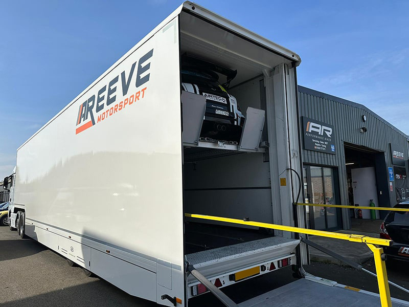 enclosed vehicle transport companies
